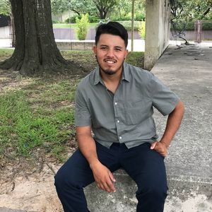 Meet your Posher, Javier